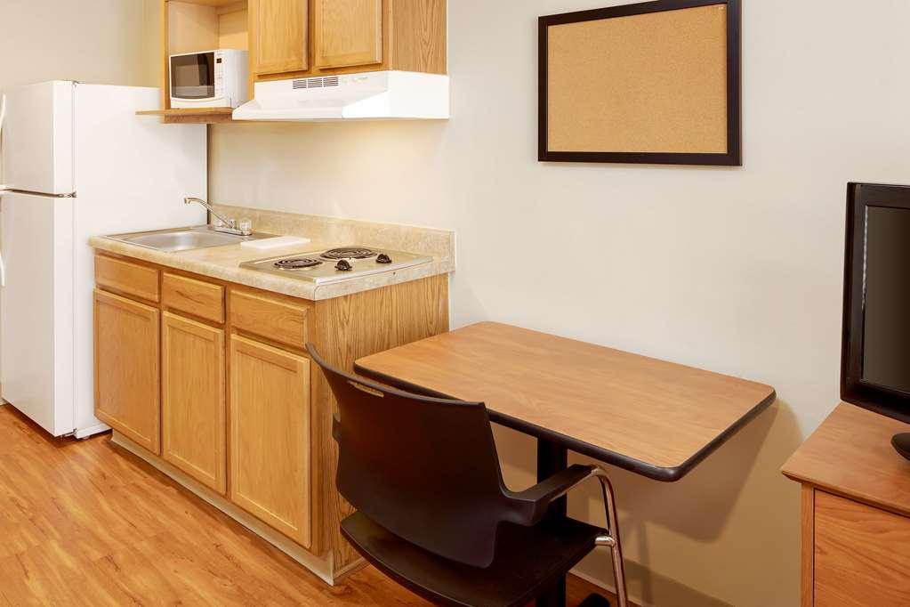 Extended Stay America Select Suites - Fayetteville - West Room photo