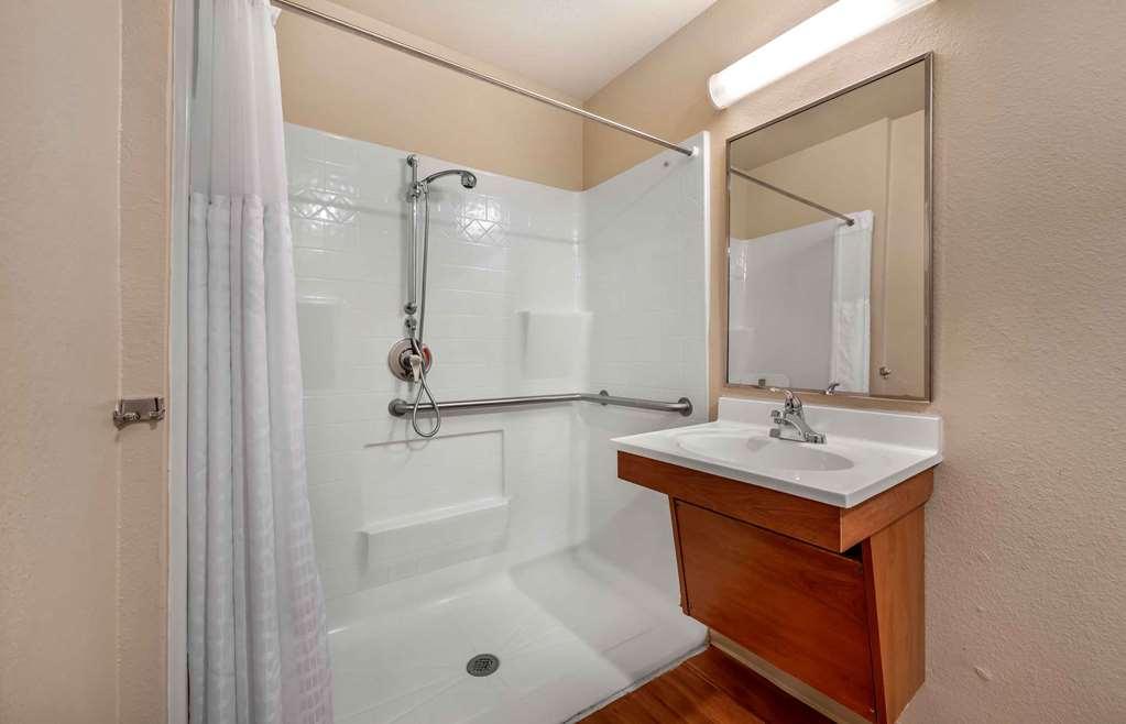 Extended Stay America Select Suites - Fayetteville - West Room photo