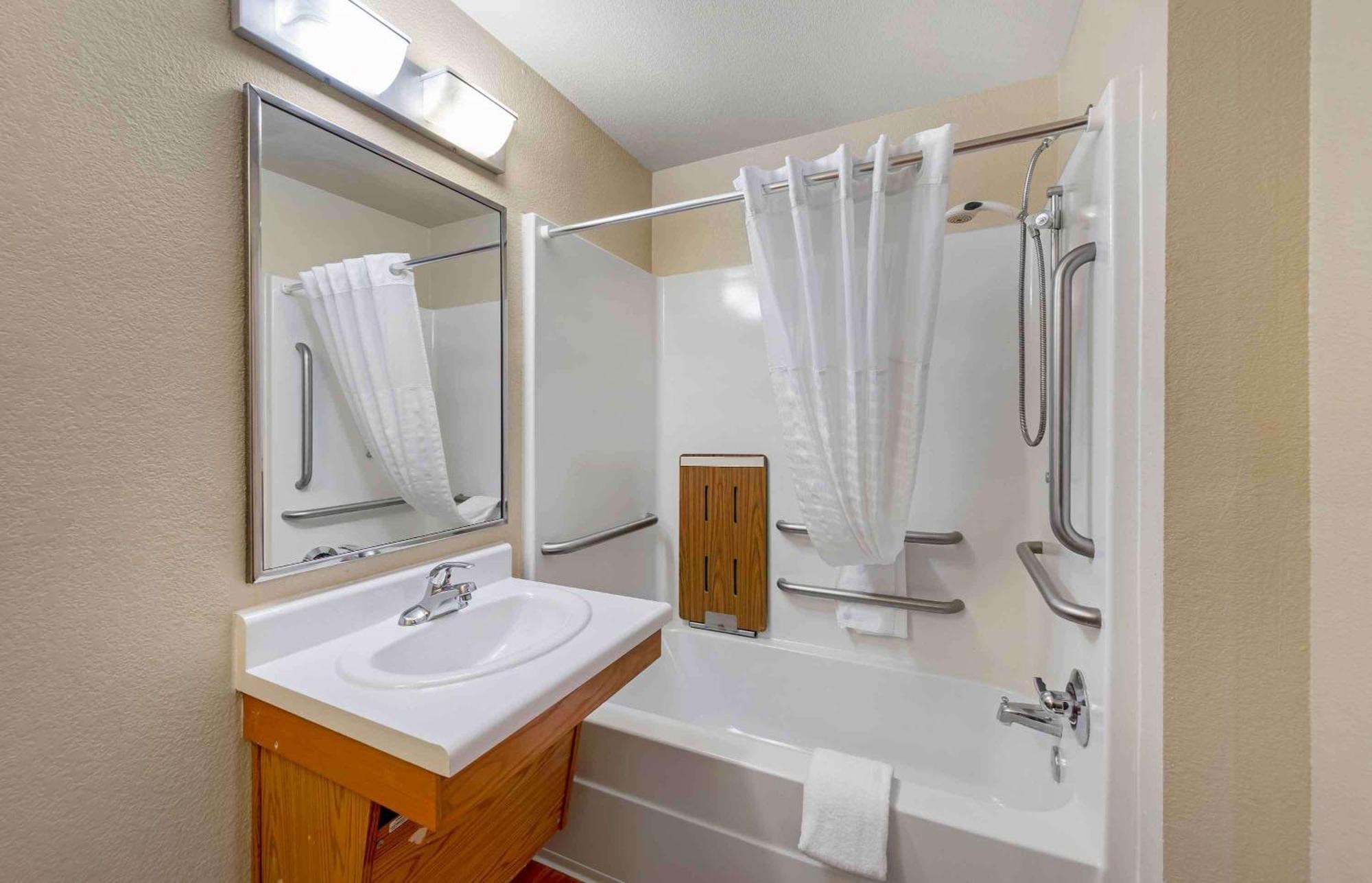 Extended Stay America Select Suites - Fayetteville - West Exterior photo